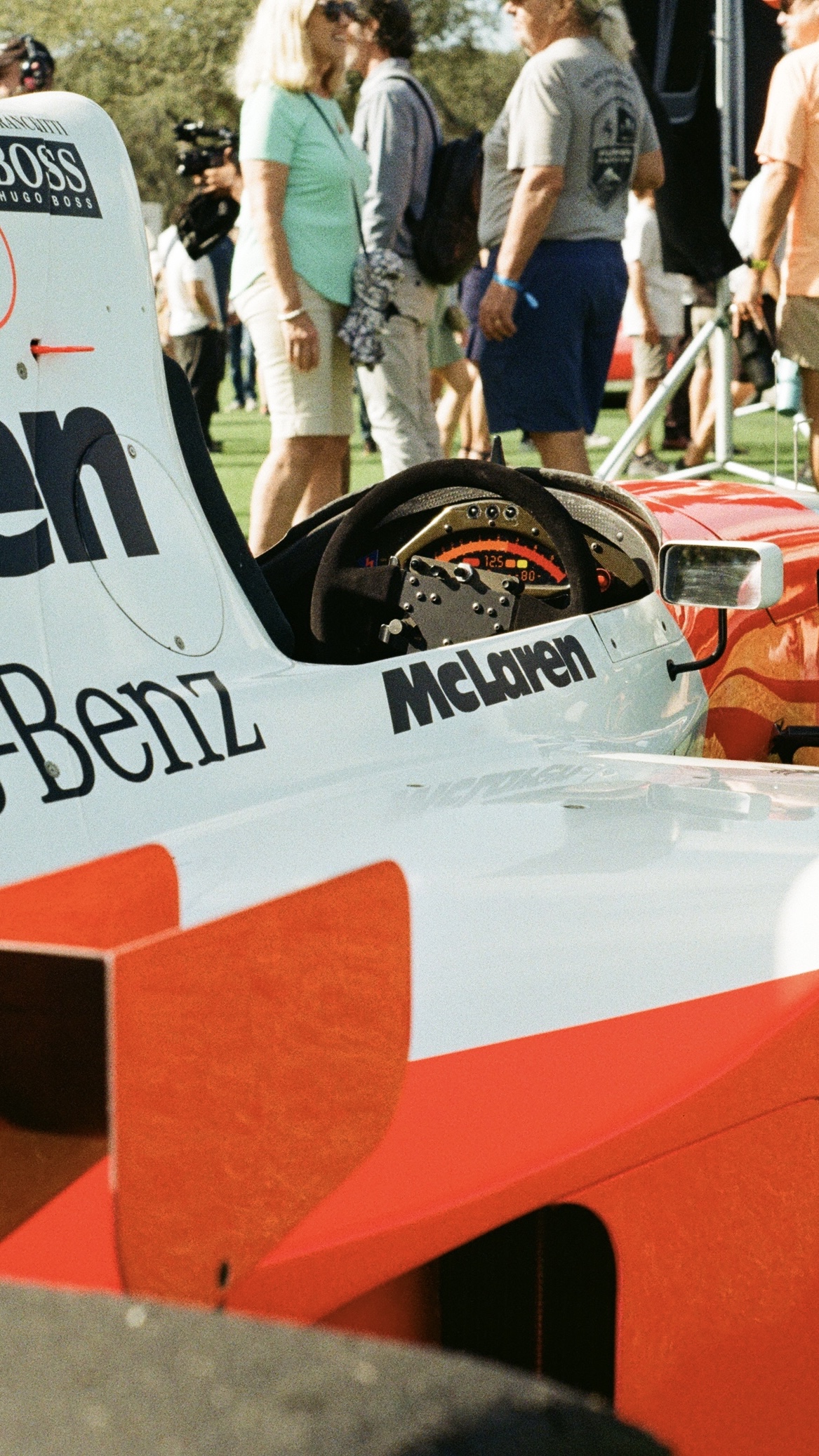 Mclaren MP4/10